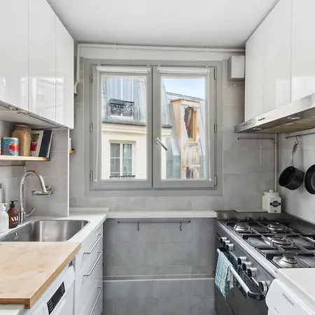 Апартаменты Luxury Hideaway - Stunning View -hyper-center -paris Париж